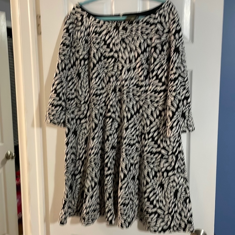 EUC A-line Taylor dress